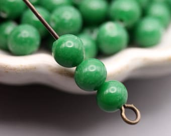 Cuentas de vidrio vintage redondas opacas de color verde jade oscuro de 5 mm, fabricadas en Japón (20) VGB161