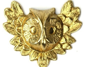 Owl Face and Feathers Stamping 31x27mm - Raw Brass (2) FI287