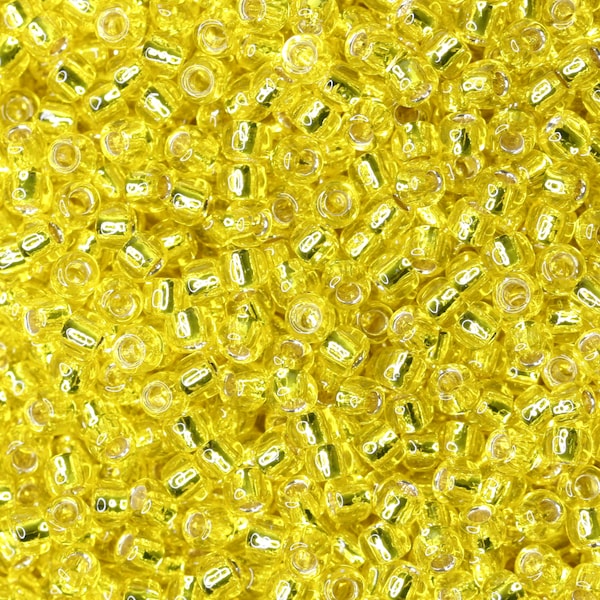 8/0 TOHO Round Glass Seed Beads Silver Lined Lemon (10 grams) TH146-R