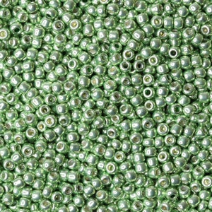 11/0 TOHO Round Glass Seed Beads Galvanized Sea Foam (10 grams) TH082-R