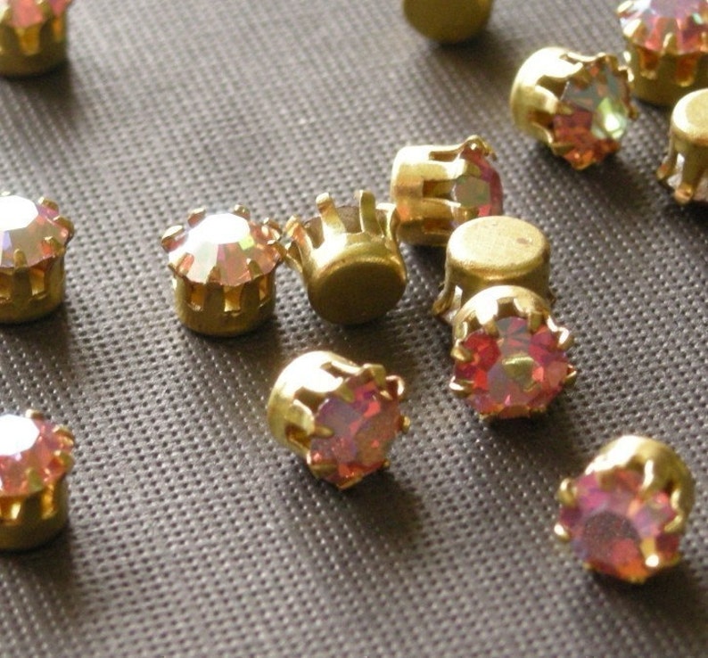 10 Vintage 19ss Swarovski Rose Rhinestones in Raw Brass Settings VS001 image 1