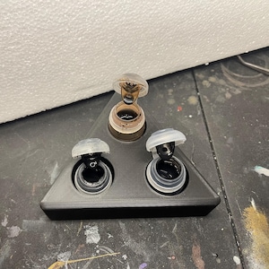 Tri-Paint Pot Protector