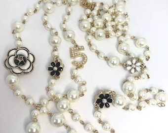 Gorgeous Pearl Camellia Necklace For Woman Holiday Necklace. Camellia Flower Necklace.