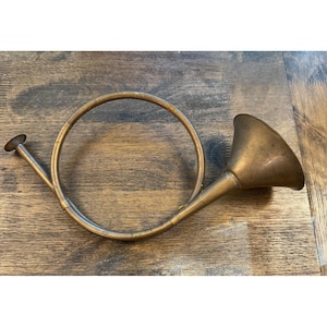Vintage massief messing jachthoorn, handgemaakt in India, decoratieve vossenjachthoorn.