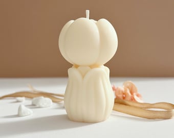 Tulip Shaped Soy Wax Candle: Scented or Unscented