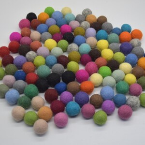 2.5cm / 25mm - 100% Wool Felt Balls - 100 Count - Assorted Colors