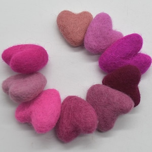 Corações de feltro - 10 unidades - Cores rosa - 3 cm - 100% lã