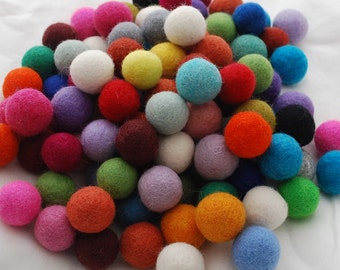 2.5cm / 25mm - 100% Wool Felt Balls - 100 Count - Assorted Colors