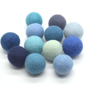 4cm Felt Balls - 12 Count - Blue Colors