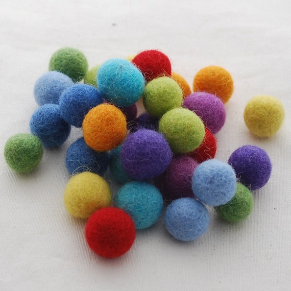 Felt Balls Rainbow Pack Sizes 1.0 Cm, 1.5 Cm, 2.0 Cm, 2.5 Cm, 3.0