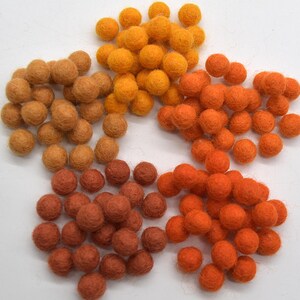 1cm Felt Balls - Orange Shades Felt Pom Poms - 50 or 100 felt balls - for Garlands Mobiles Jewellery Making Earrings