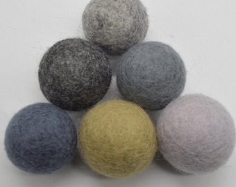 Pompones de fieltro de 4 cm - 5 unidades - Colores grises