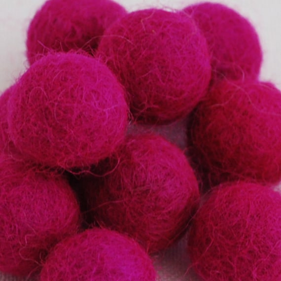 Rose - Wool Felt Balls 2 cm