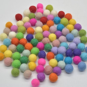 1.5 cm - 100% Wollfilz Pompons - 100 Count - Helle und Helle Farben