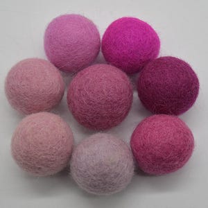 10 Felt Balls - 3cm - Pink Colours