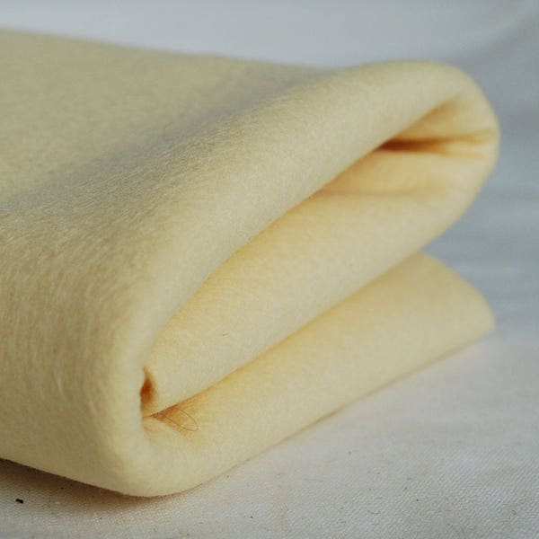 100% Pure Wool Felt Fabric - 1mm Thick - Made in Western Europe - Butter Cream