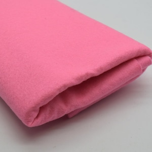 1 mm Wollfilz Stoff | Reiner europäischer Handwerksfilz zum Filzen, Nähen & Basteln | 100% Wolle als Bogen oder Meterware |  Nelke Rosa