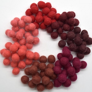 1cm Felt Balls - Red Shades Felt Pom Poms - 50 or 100 felt balls - for Garlands Mobiles Jewellery Making Earrings