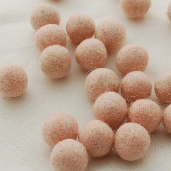 2cm Filz Pom-Poms - Pfirsich Pink - Wähle zwischen 20 oder 100 Filz-Pom-Poms