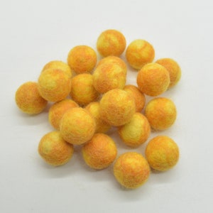 100% Wollfilz Pompons - 2 cm - 100 Count - Orange und Gelb Tie Dye Farben
