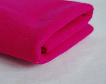 100% Pure Wool Felt Fabric - 1mm Thick - Made in West-Europe - Bright Azalea Pink