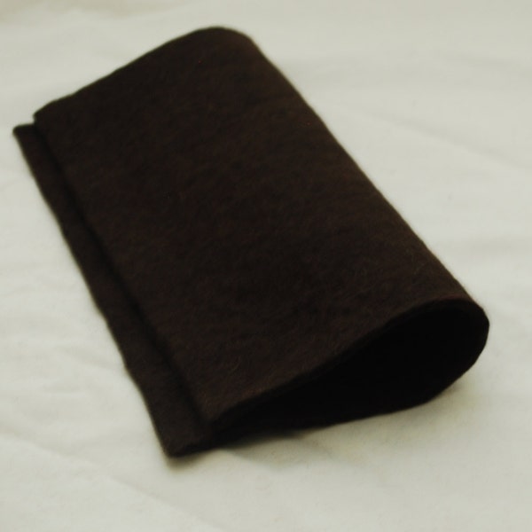 100% Wool Felt Fabric - Approx 3mm - 5mm Thick - 30cm / 12" Square Sheet - Dark Brown