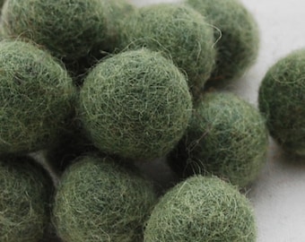 2cm Felt Balls - Pistachio Green - Choose either 20 or 100 felt balls