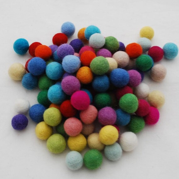 Etsy best sale felt balls