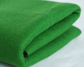100% Pure Wool Felt Fabric - 1mm Thick - Made in Western Europe - Dark Spring Green