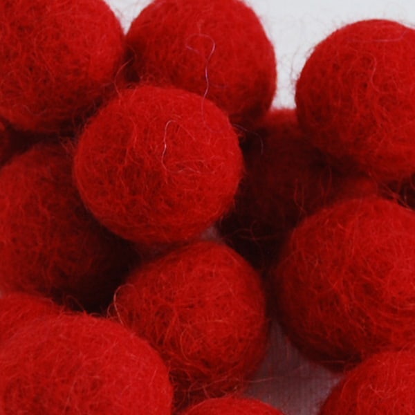 2cm Felt Balls - Red - Choose either 20 or 100 felt balls