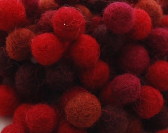 1.5cm / 15mm - 100% Wool Felt Balls - 100 Count - Assorted Red Color Shades