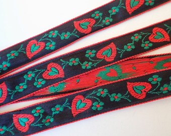 SCANDINAVIAN HEARTS Jacquard trim, in  Red, Green on Black. Red edges. 7/8 inch wide. V161-A. Bavarian trim, Scandinavian trim REMNANTS