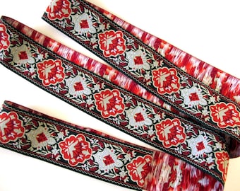 DANTE Jacquard trim in red, beige, ivory on black. Sold by the yard. 1 1/2 inch wide. 2054(2)-A Ornate brocade trim, renaissance trim