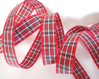 TARTAN MacGregor Jacquard trim in red, green and white.  Sold by the yard. 7/8 inch wide. 5906-B. Scottish clan plaid tartan, Christmas