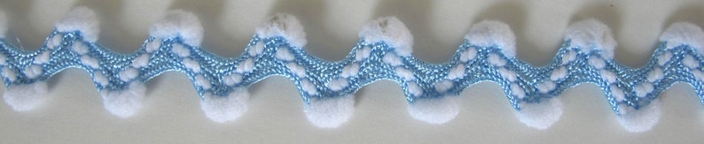 SNOWFLAKE RIC RAC Reversible, White on Light Blue. Sold by the yard. 5/8 inch wide. 850-414-01 Winter theme trim, snowflakes, zig zag image 5