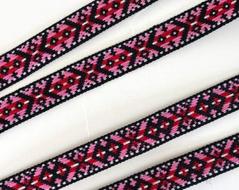 Narrow Reversible GEOMETRIC Jacquard trim in Pink and Black. Sold by the yard. 1/2 inch wide. 3039-A,  Black and Pink Traditional weave trim