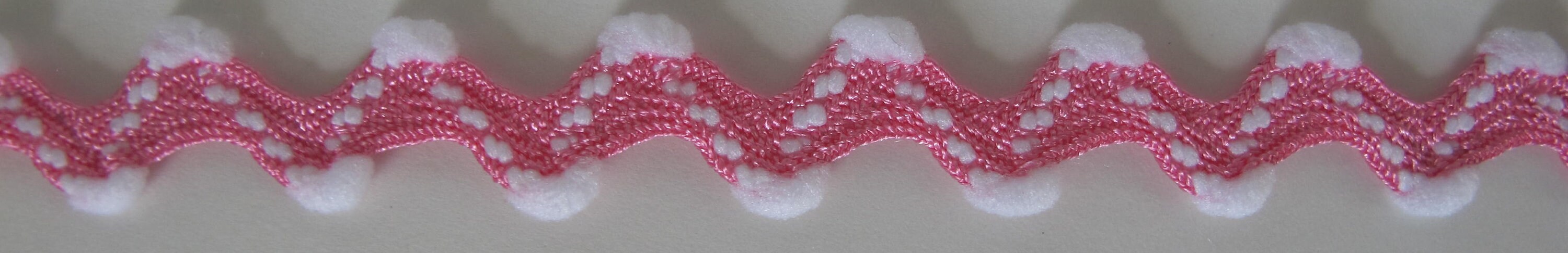 10 yards lot de flocon de neige RIC RAC réversible, blanc sur fond rose chaud. 5/8 pouce de large. 850-414-04 garniture de thème de l’hiver, flocons de neige, ric rac, de zig zag 10 yards lot de flocon de neige blanc RIC RAC réversible, blanc neige sur fond rose chaud. 5/8 pouce de large. 850-414-04 garniture de thème de l’hiver, flocons de neige, ric rac, de zig zag e9e1c8