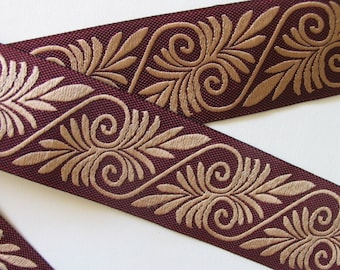 HEPPLEWHITE GARLAND Jacquard trim in beige on burgundy. 1 1/2 inch wide. 354-B, Regency trim, historical trim