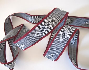 Black and White AZTEC pattern REVERSIBLE Jacquard trim with Wine Red edges. Sold by the yard. 1 inch wide. 2092-A