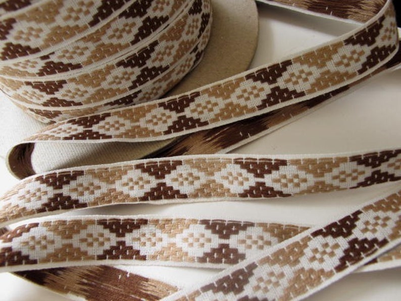 SCANDI DIAMONDS vintage Jacquard trim, beige and brown on white. Sold by the yard. 5/8 inch wide. V60-B. Geometric pattern, neutral tones image 2