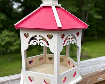 Birdhouse - Gazebo Heart Red