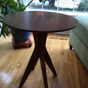 Custom Round Table, Cherry