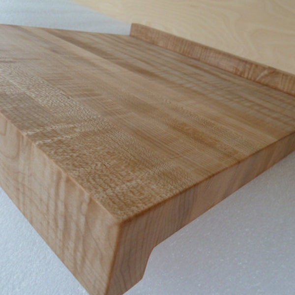 Chef Pastry Dough Rolling Board with Lips - Curly Maple