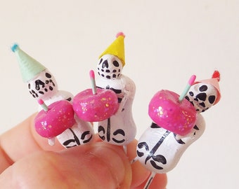 Anniversaire Mini Dia de los Muertos Figurine d’inspiration mexicaine Jour miniature des morts Squelette Mini Muerto Squelette Petit cadeau d’anniversaire