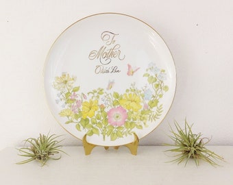 Floral Mother Plate Wall Hanging GIft for Mom Mother's Day Commemorative Plate Wall Hanging Plate Decorative Plate Flowers and Gold Trim