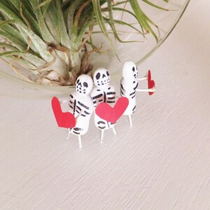 Lover's Gift Heart Mini Dia de los Muertos Figurine Mexican Inspired Skeletons Mini Muertos Tiny Skeletons Love Decor Worry Doll Valentines image 4