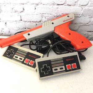 Vintage Nintendo NES Controllers, Zapper Gun, Gaming Accessories
