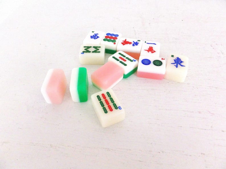 Vintage Mahjong Tiles: Acrylic Lucite Game Pieces, Jewelry Supply (12 Random Pieces) image 10