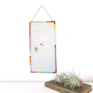 Mesh Earring Holder, Boho Trading Pin Display with Chain