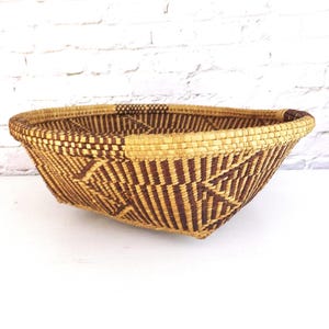 Vintage Binga Basket Bowl: African Tonga Woven Decor